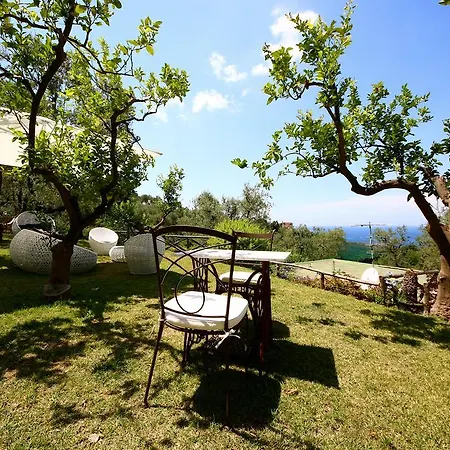 Maggie Paradise Villa Sorrento